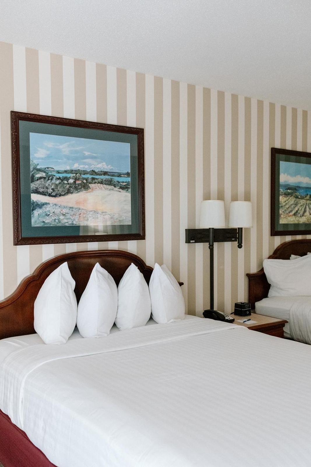 Bayshore Resort ทราเวิร์สซิตี้ ภายนอก รูปภาพ