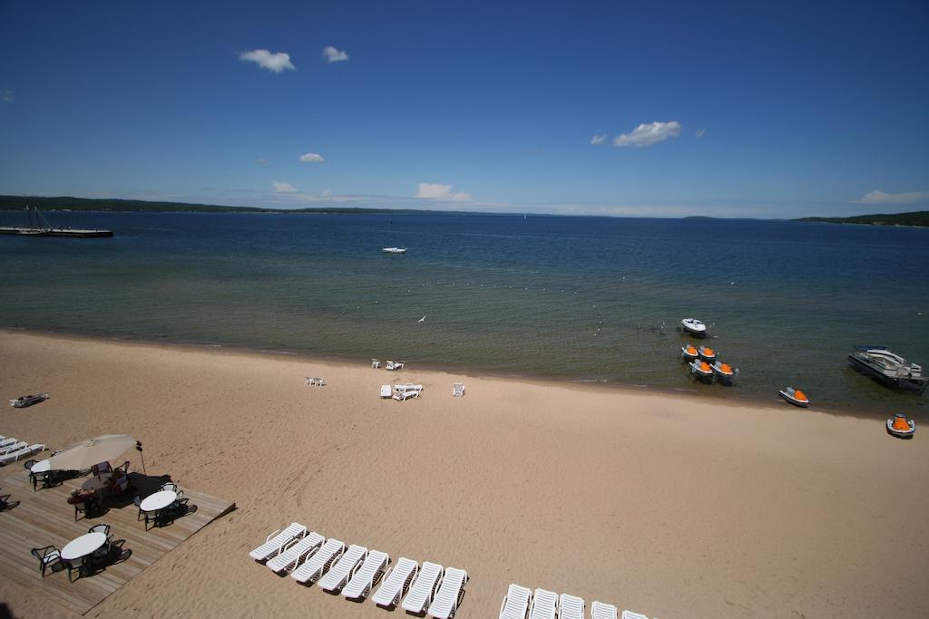 Bayshore Resort ทราเวิร์สซิตี้ ภายนอก รูปภาพ
